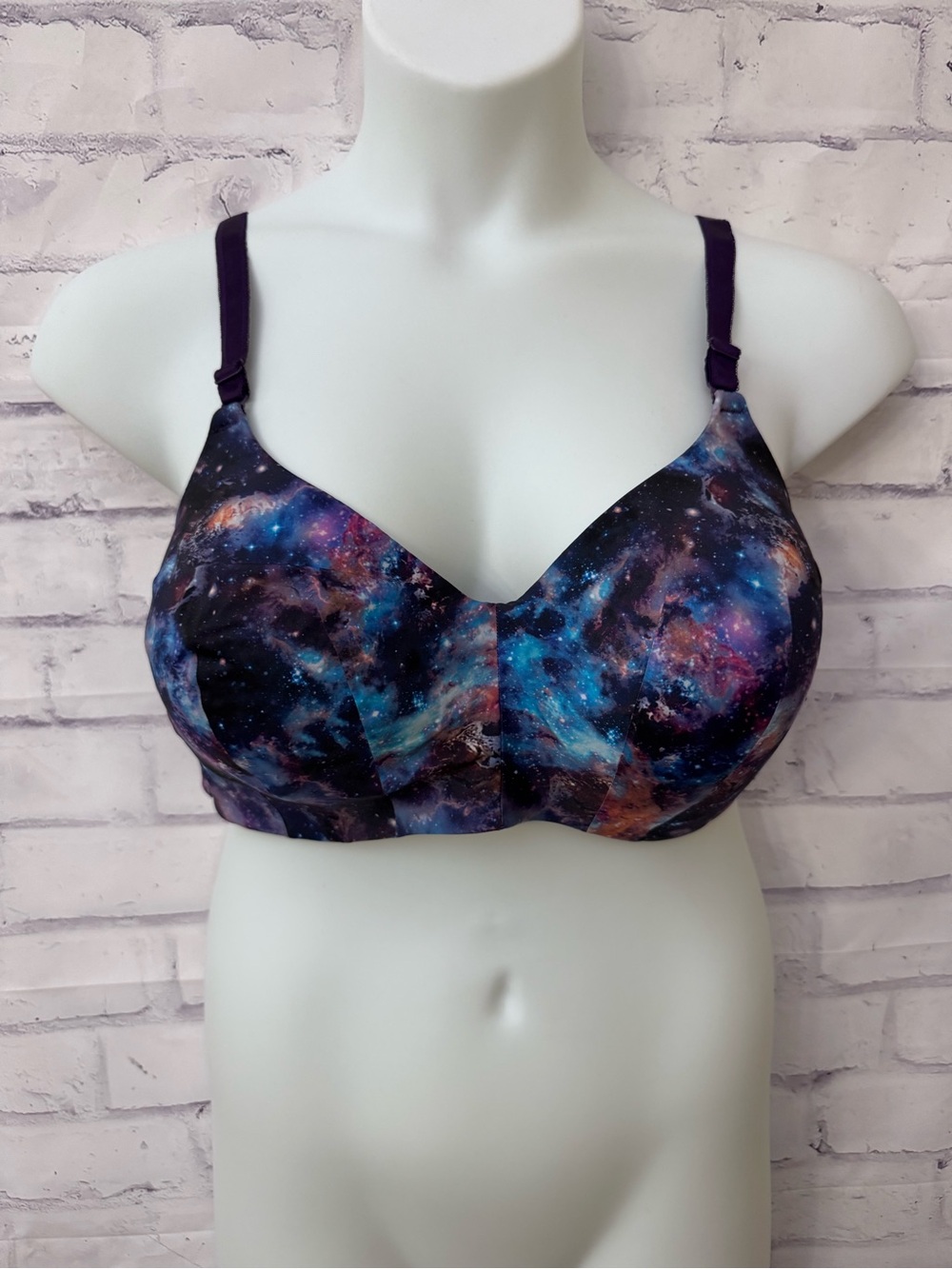 Torrid Plus Size Bra 44C Dream Wire Lightly Lined Space Galaxy Rockabilly Sexy